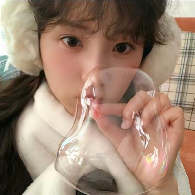 他在窥视你